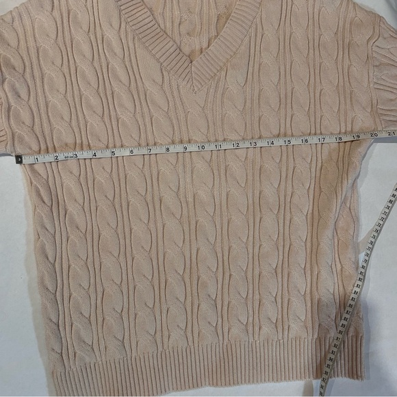 Cable Knit V-Neck Sweater - Cream Women’s Medium - Picture 5 of 5